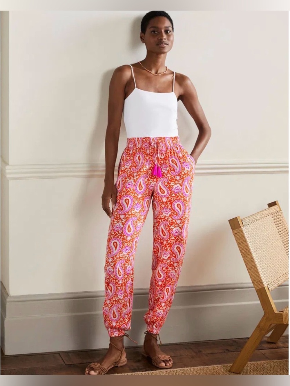 Boden Crinkle Tapered Trousers, Size 8